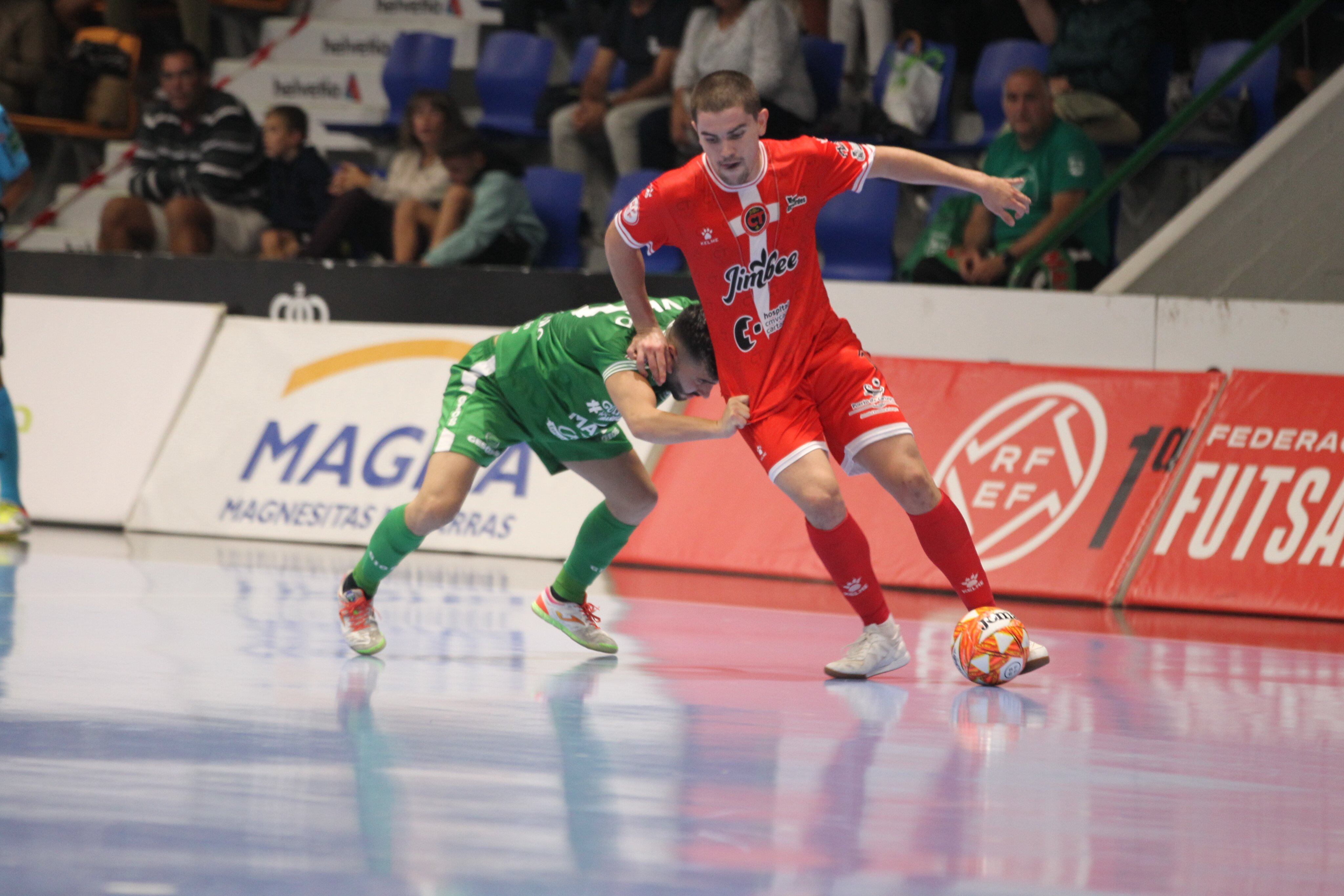 Mellado durante el partido de la primera vuelta