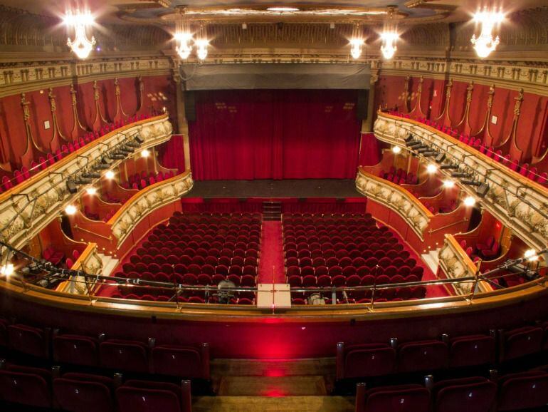 Imagen de archivo del interior de un teatro de València.