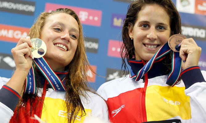 Mireia Belmonte y Erika Villaécija han conseguido la medalla de oro y bronce, respectivamente, en la prueba de 1.500 metros libre del campeonato de Europa de natación