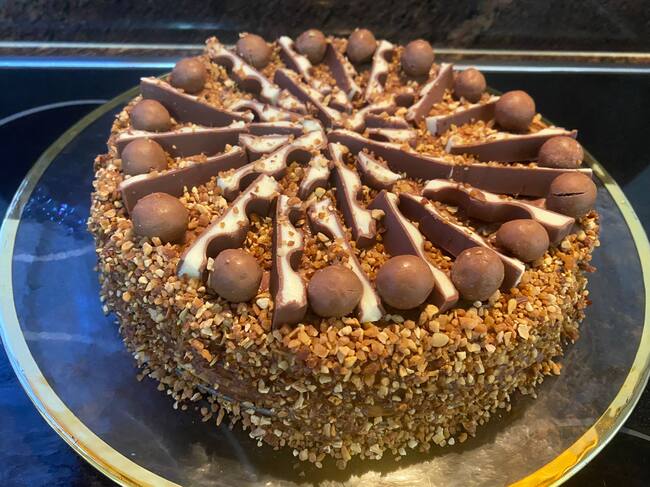 CHEESECAKE DE AVELLANAS, ALMENDRAS Y CHOCOLATE