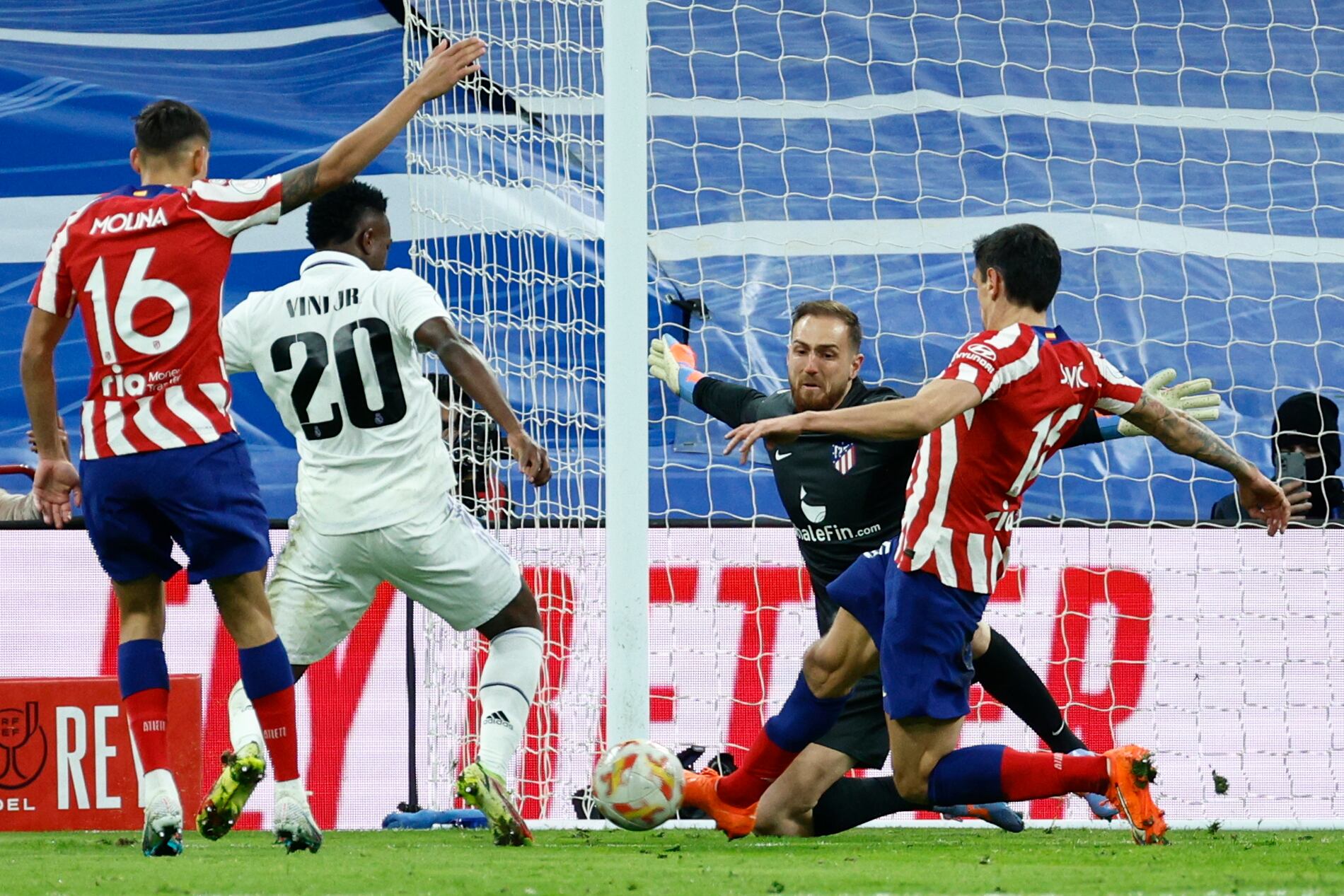 Real Madrid-Atlético de Madrid, en los cuartos de final de la Copa del Rey. EFE / Rodrigo Jiménez.