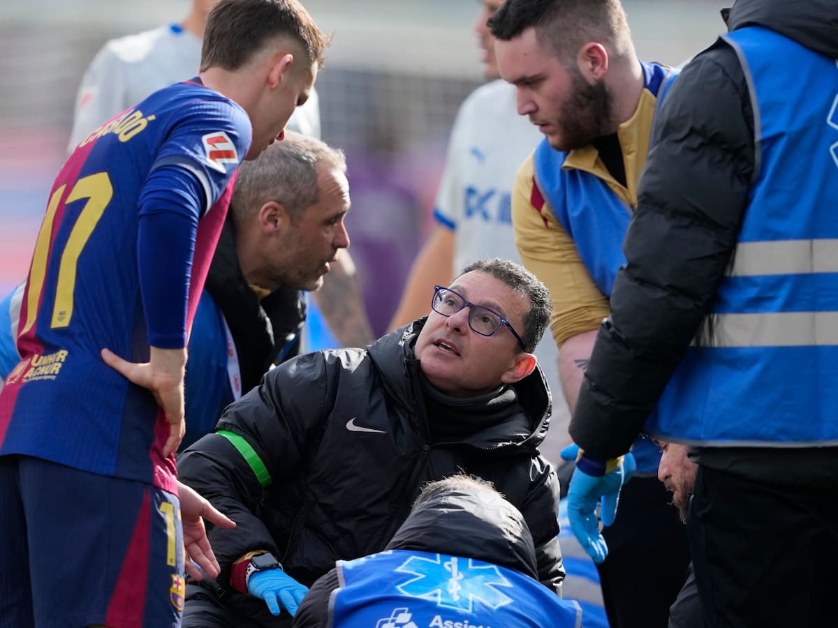 Suspendido el Barça-Osasuna por el fallecimiento de Carles Miñarro, doctor del equipo azulgrana