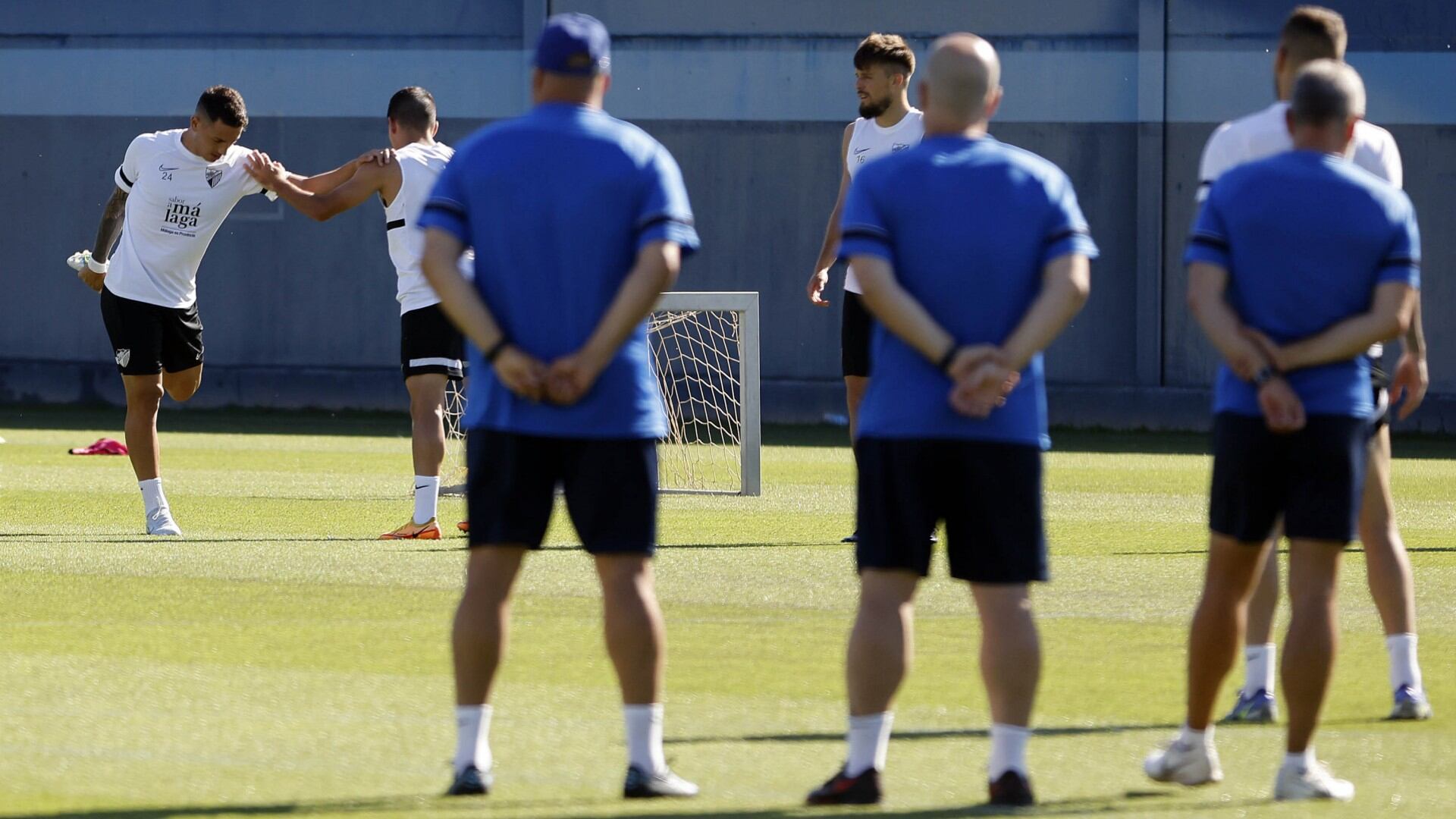 Varios protagonistas del Málaga se entrenan en la sesión del martes