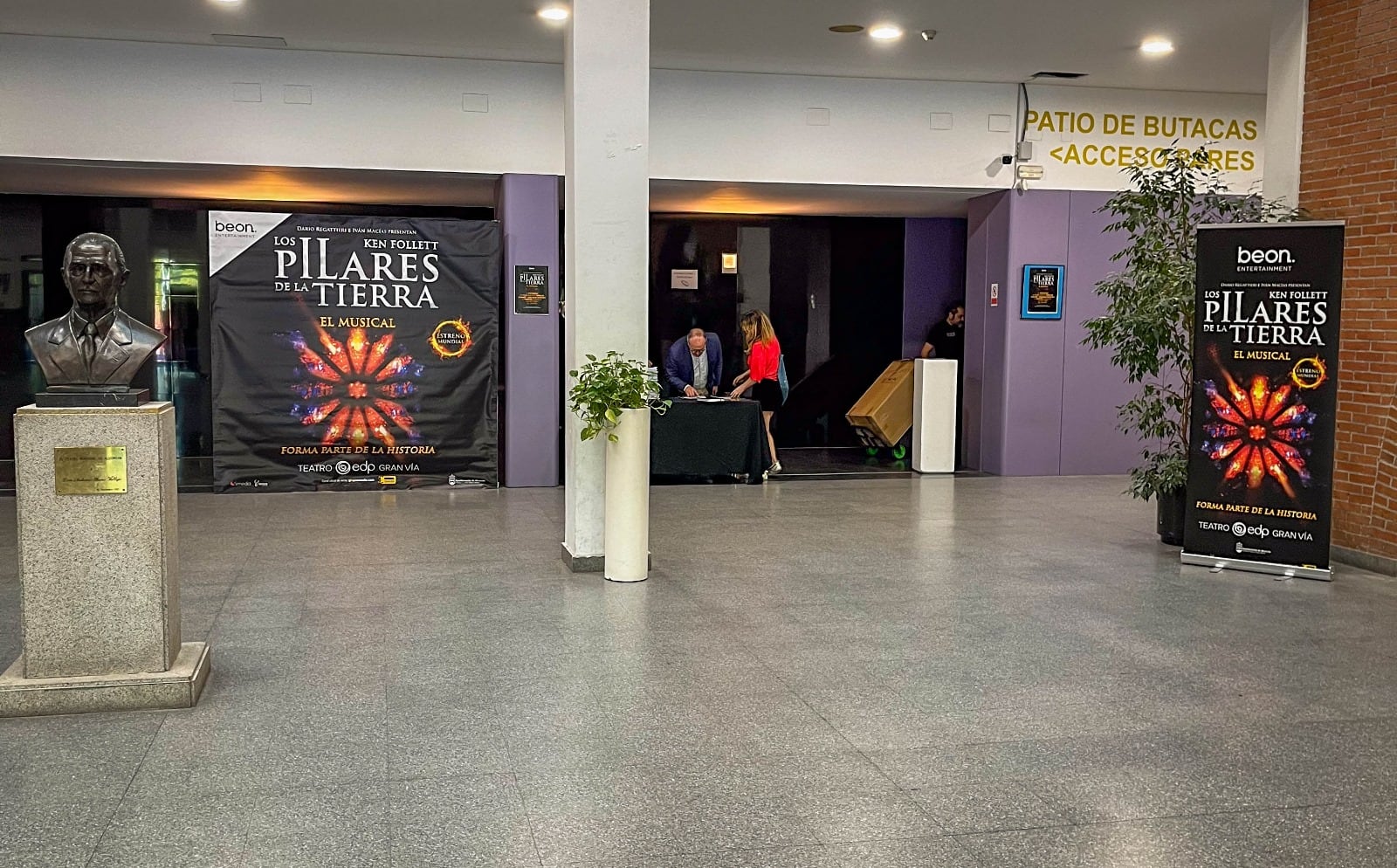 Presentación de &quot;Los pilares de la tierra, el musical&quot; en el Teatro Buero Vallejo de Alcorcón