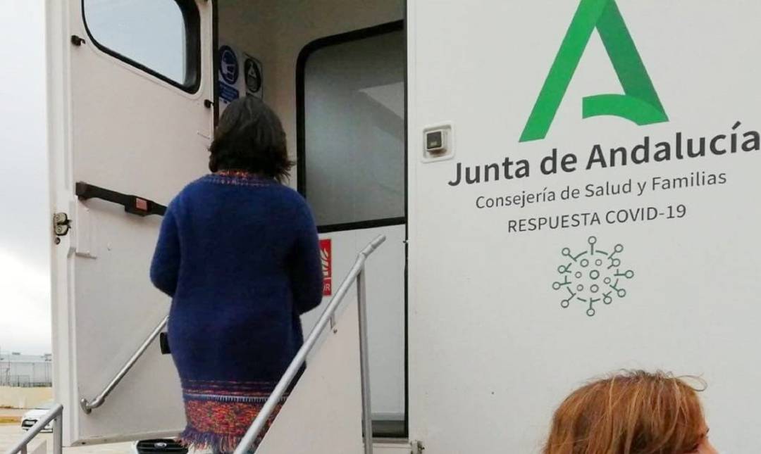 Cribado coronavirus. Foto de archivo