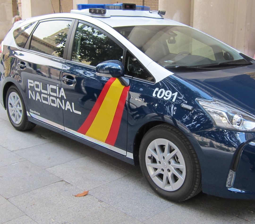 Coche de Policía Nacional 
 