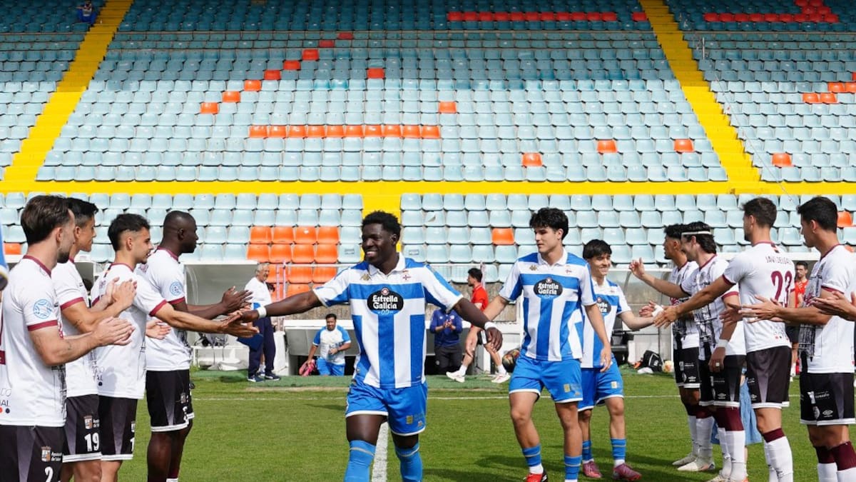 El Salamanca CF UDS se calla y no condena los gritos racistas y xenófobos contra un jugador del Deportivo Fabril