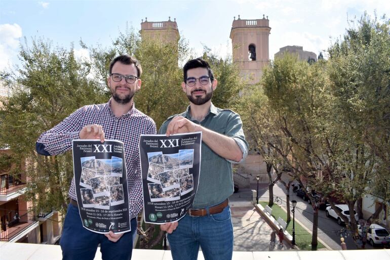 Fernando Portillo, concejal de Patrimonio, junto a Ismael Carratalá, miembro del equipo del Museo Dámaso Navarro