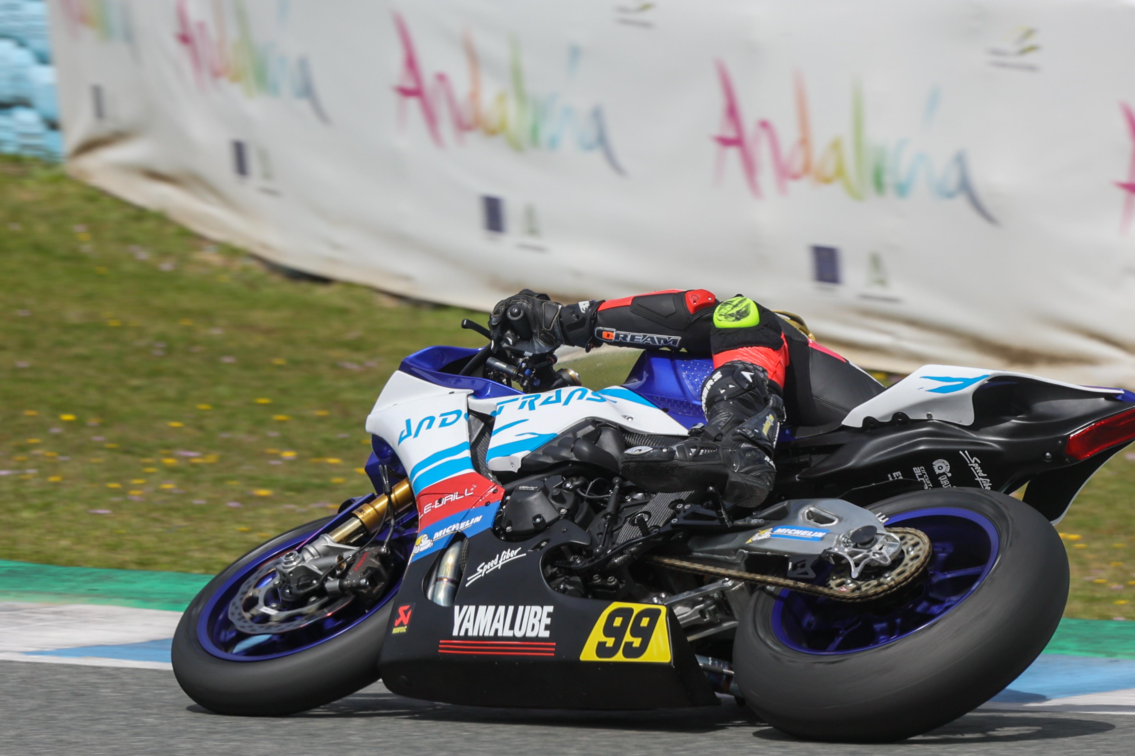 Óscar Gutiérrez durante la carrera del sábado en el Circuito de Jerez