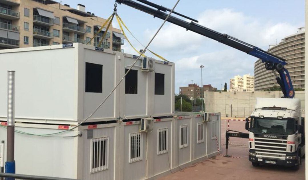 Instalación de barracones para el CEIP en el patio que comparte con el IES Radio Exterior