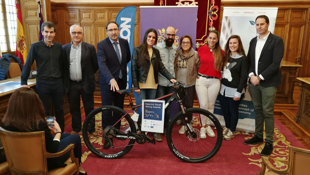 Un grupo palentino gana un premio europeo en un evento para promover el uso de la bicicleta