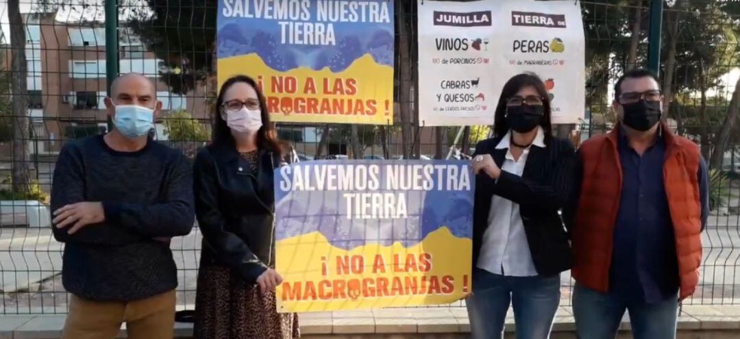 Protesta de la Plataforma Salvemos nuestra Tierra