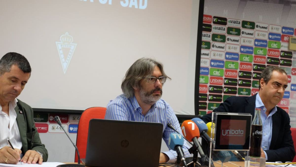 Las cuentas del Real Murcia dicen que los Gálvez se llevaron 221.000 euros