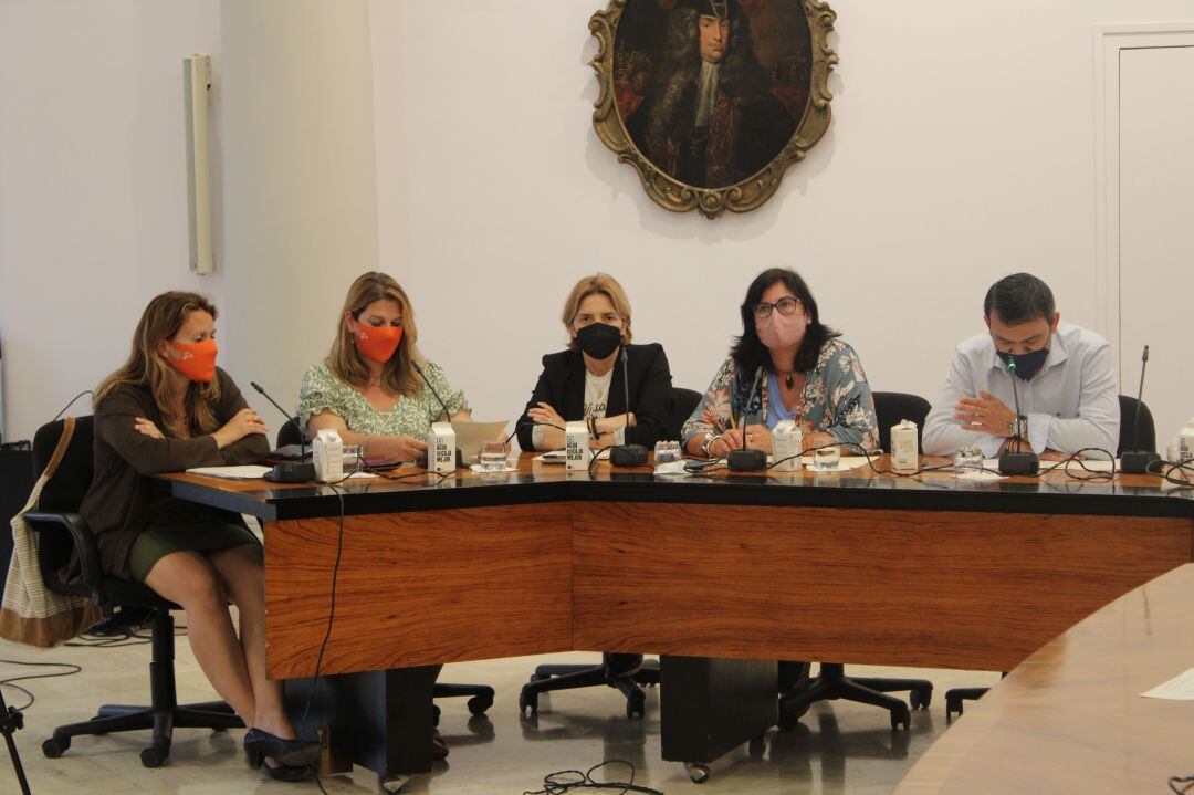 El concejal del PP, José Antonio Cristóbal, defendiendo la moción.