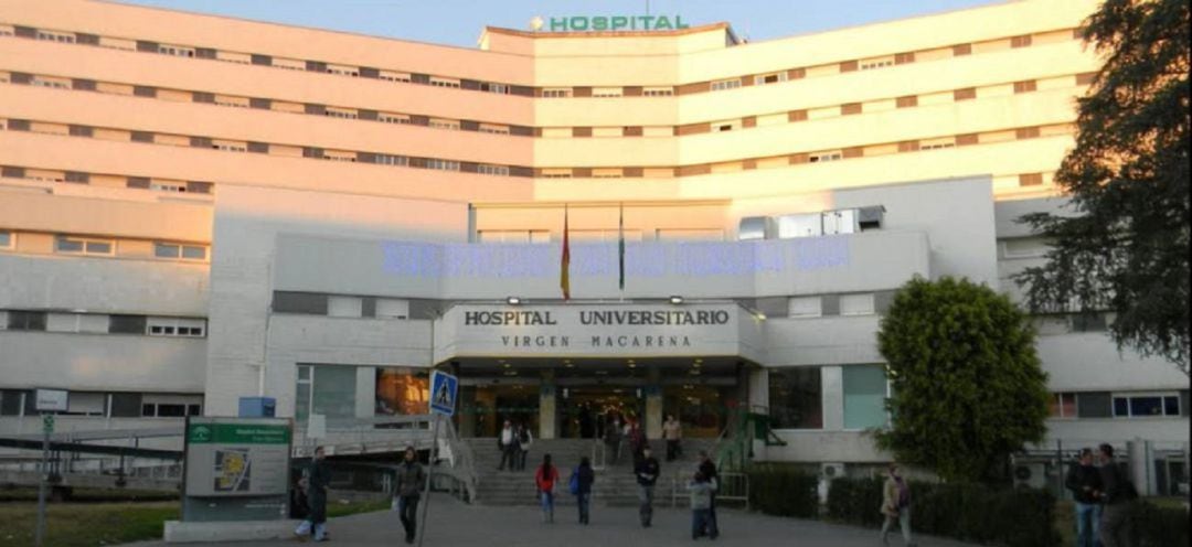 Entrada del hospital Macarena