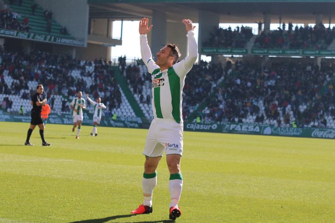 Piovaccari celebra el gol del empate