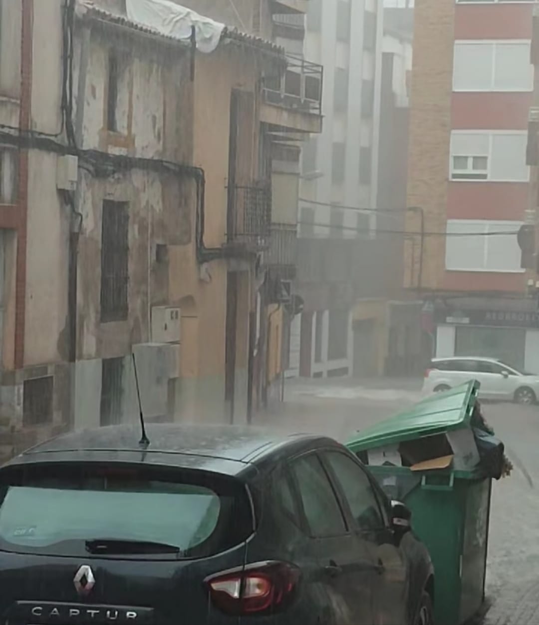 Otra imagen de la intensa lluvia