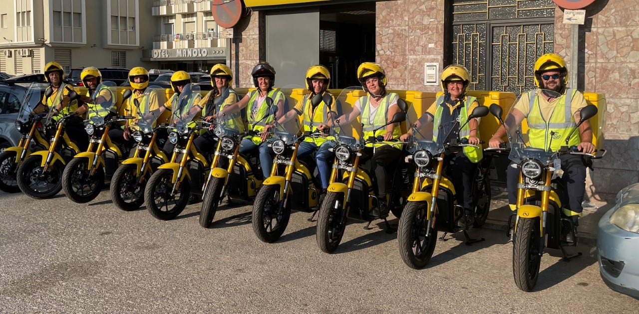 Motos eléctricas en Cartagena para el reparto de correo