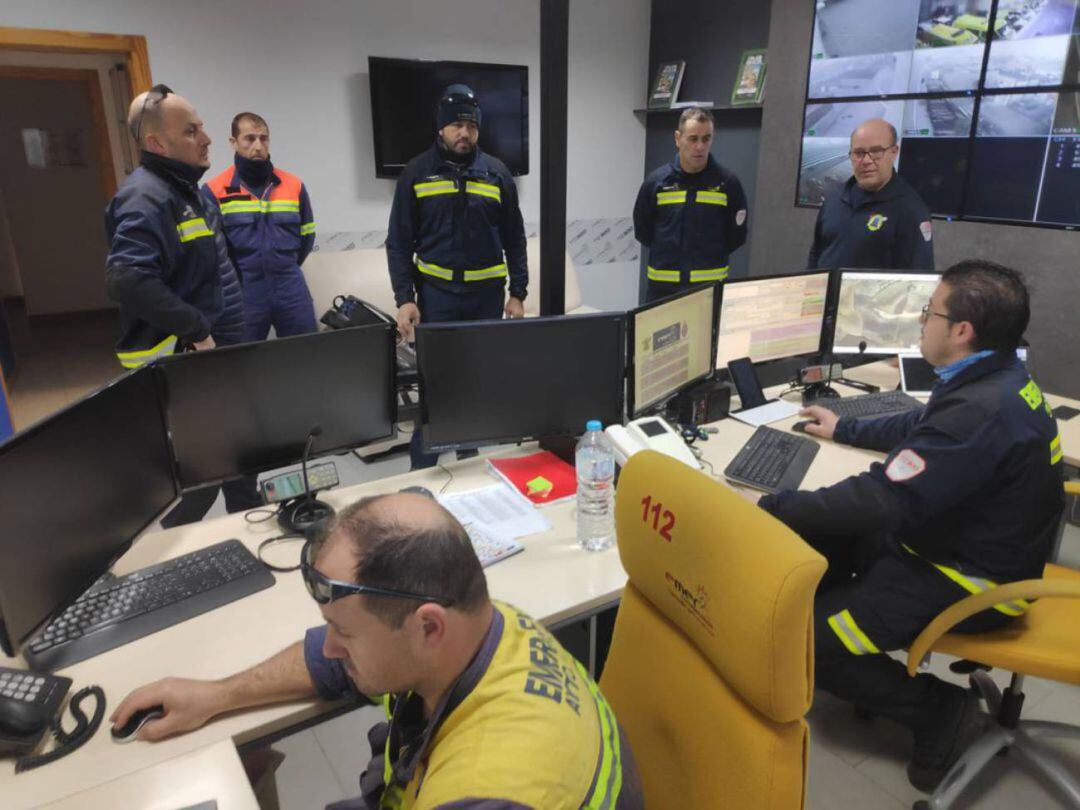 Efectivos del Servicio de Emergencias Municipal de Lorca durante los trabajos de localización de Francisco Martínez