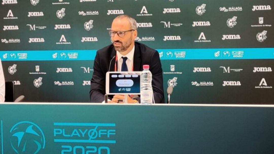 Antonio Vadillo durante la rueda de prensa tras el partido