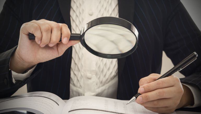 La proposición de ley es una iniciativa de Geroa Bai, EH Bildu, Podemos e Izquierda-Ezkerra que ha recabado el apoyo del PSN, mientras que UPN y PPN se han abstenido