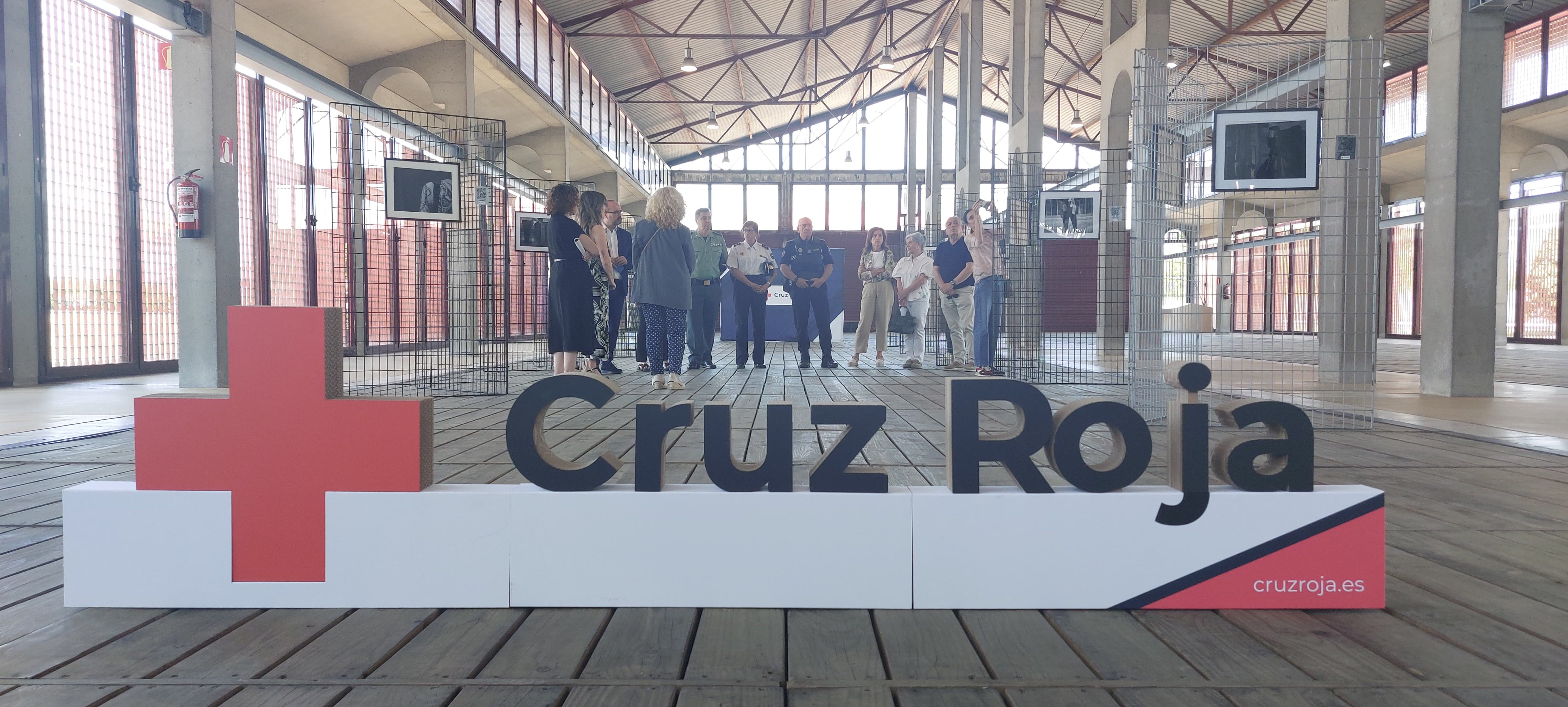 Exposición de Cruz Roja sobre la llegada de refugiados