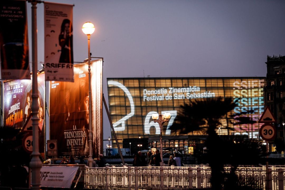 Vista este jueves del auditorio Kursaal, sede de la 67 edición del Festival de Cine de San Sebastián, que comienza este viernes