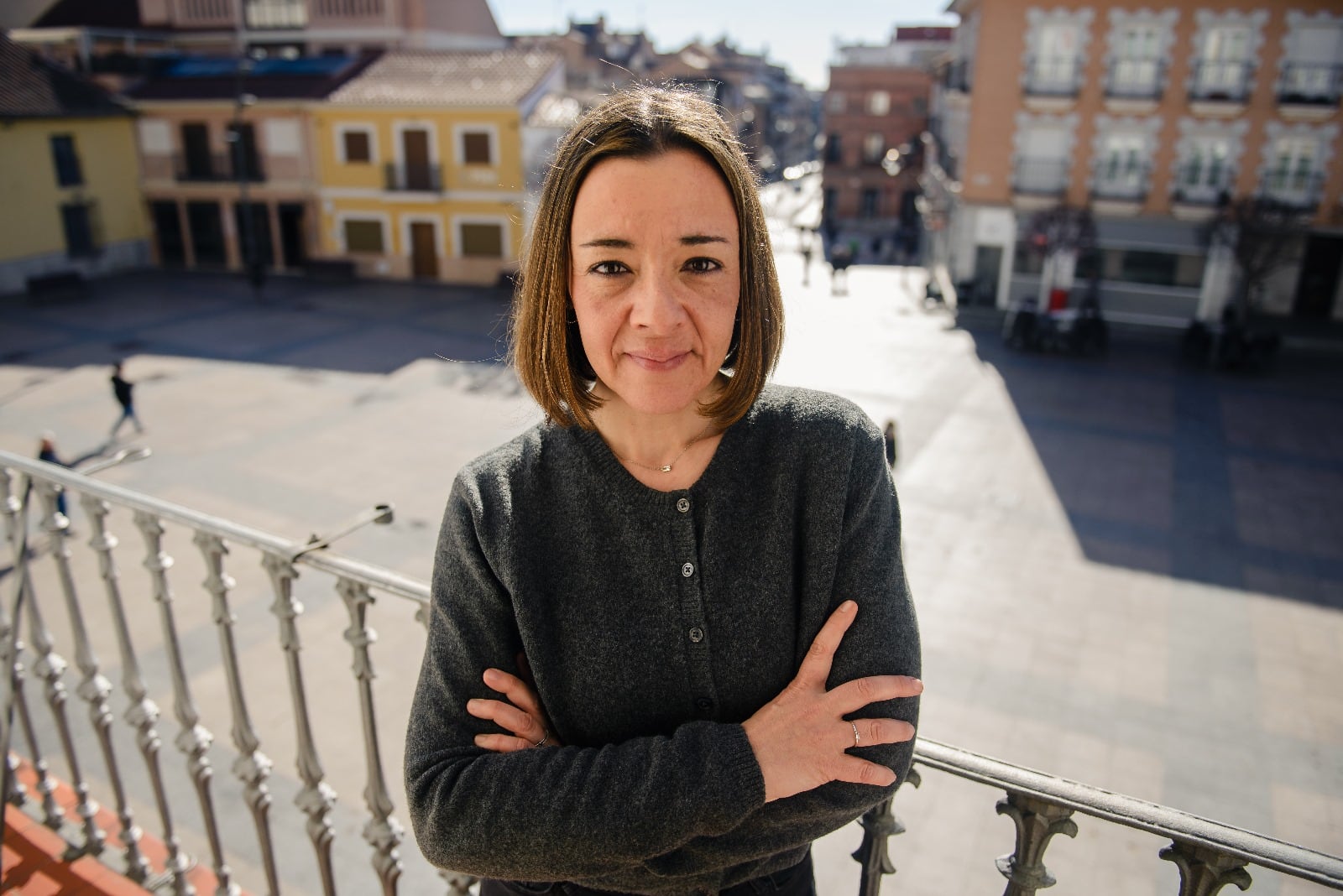 Ángela Millán, portavoz Más Madrid Sanse, en el balcón del Ayuntamiento de San Sebastián de los Reyes