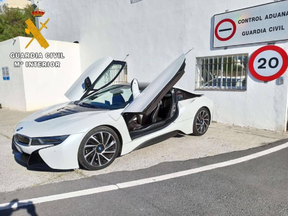 La Guardia Civil recupera en Motril coche robado de lujo