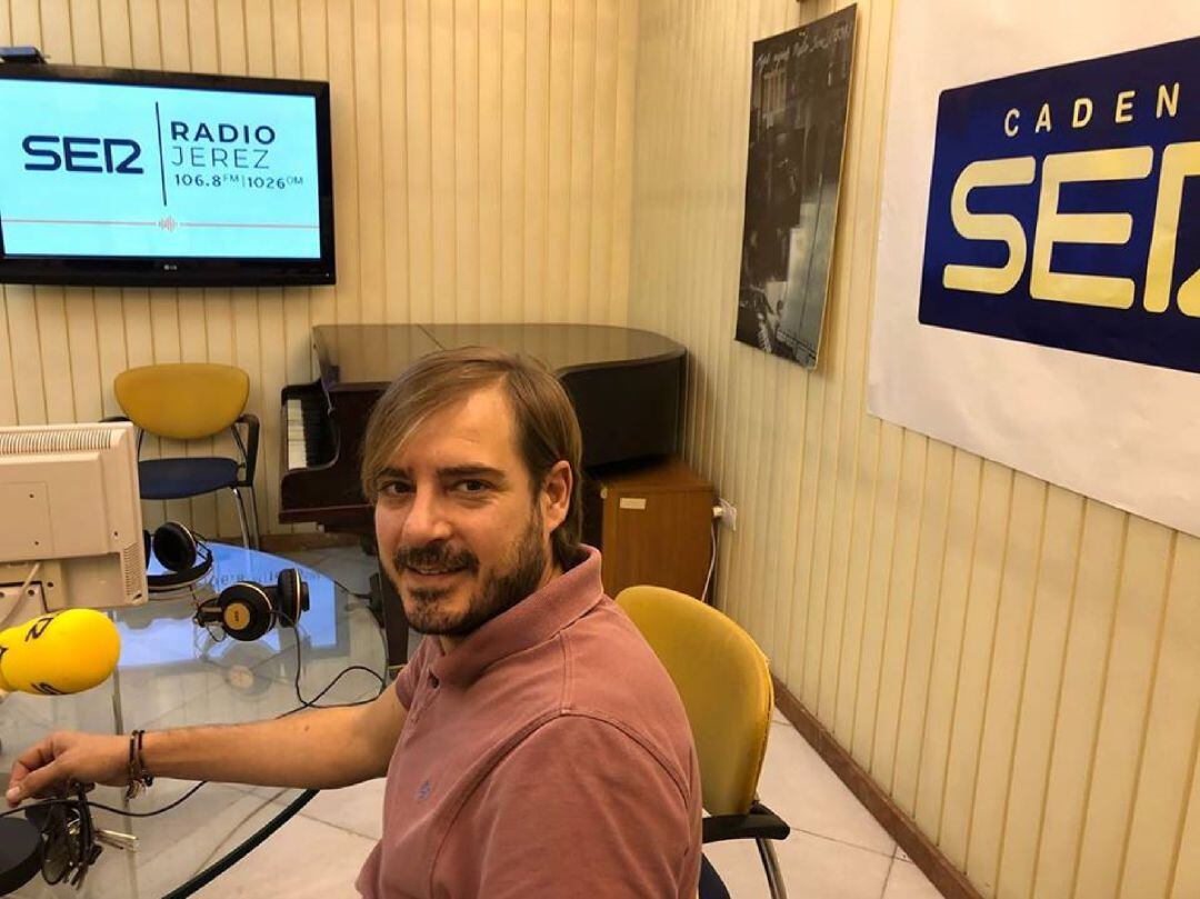 Javier Muñoz, el &quot;Chef del Sherry&quot;, en los estudios de Radio Jerez