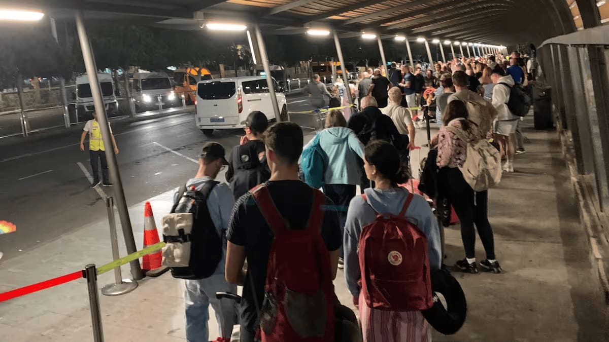 "Necesitamos ayuda para traerles de vuelta" Reyes Díaz, director del Instituto