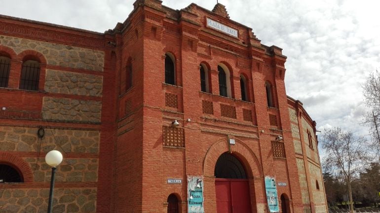 Plaza de Toros &quot;La Caprichosa&quot;