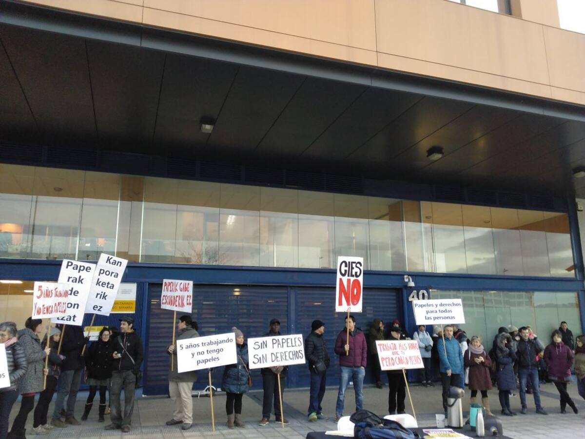 Colas en la oficina de Extranjería