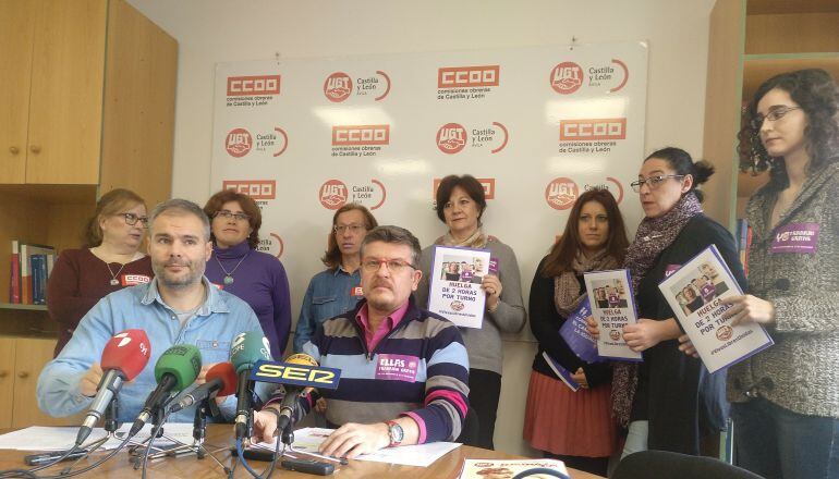 Oscar García (CCOO) y Javier García (UGT) hablan de la huelga convocada el Día Internacional de la Mujer