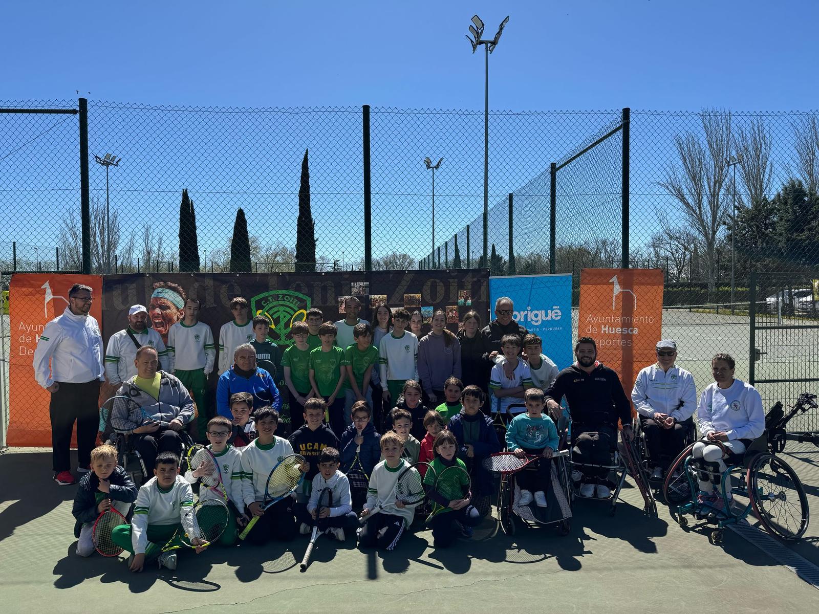 La actividad de tenis en silla de ruedas fue todo un éxito por parte del CT Zoiti