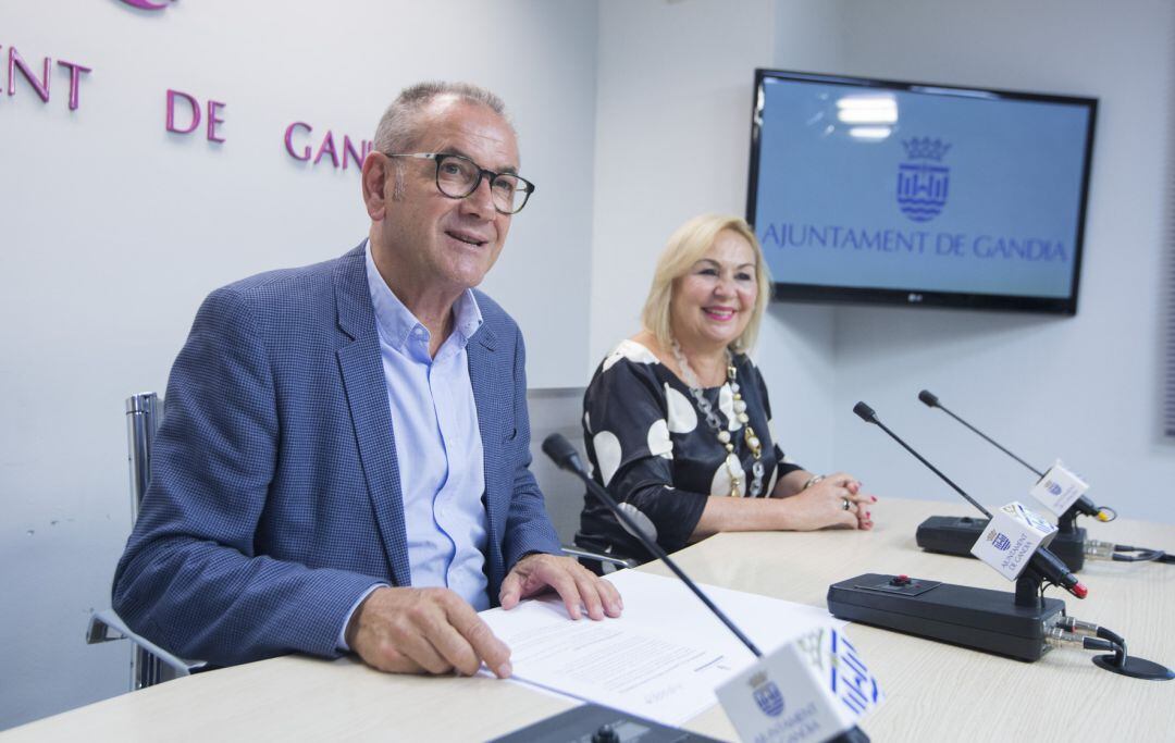 Ferran Martínez y Carmen Fuster presentan nuevos cursos en el Urbalab.  