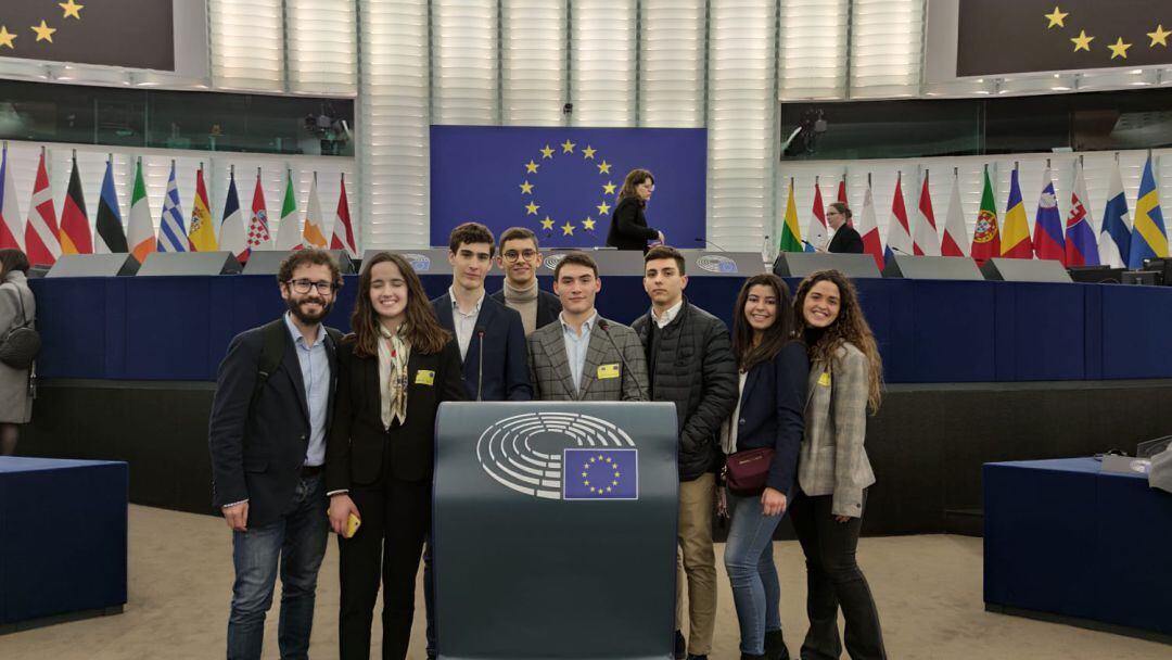 Alumnos del IES Eladio Cabañero en el Parlamento Europeo (Estrasburgo)