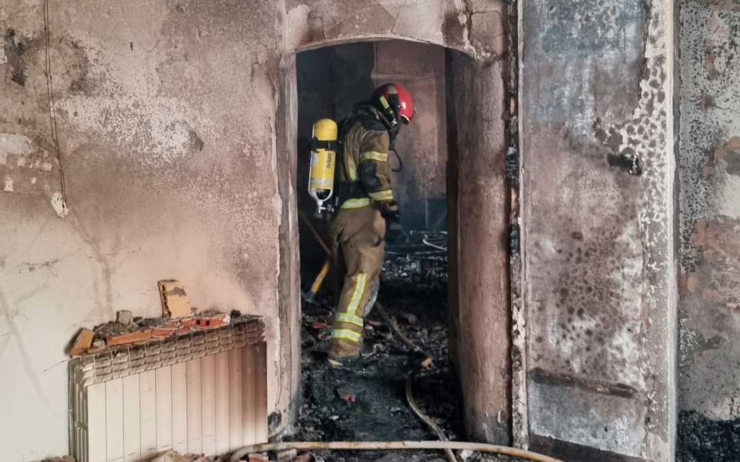 Muere una mujer en el incendio de su vivienda en Albalate del Arzobispo (Teruel)