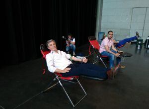 El alcalde de Zaragoza, Pedro Santisteve, y Rodrigo Gómez, de Ciudadanos