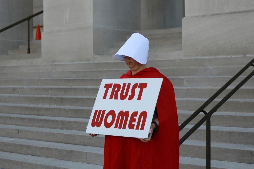 Protestas en Georgia por la ley antiaborto.