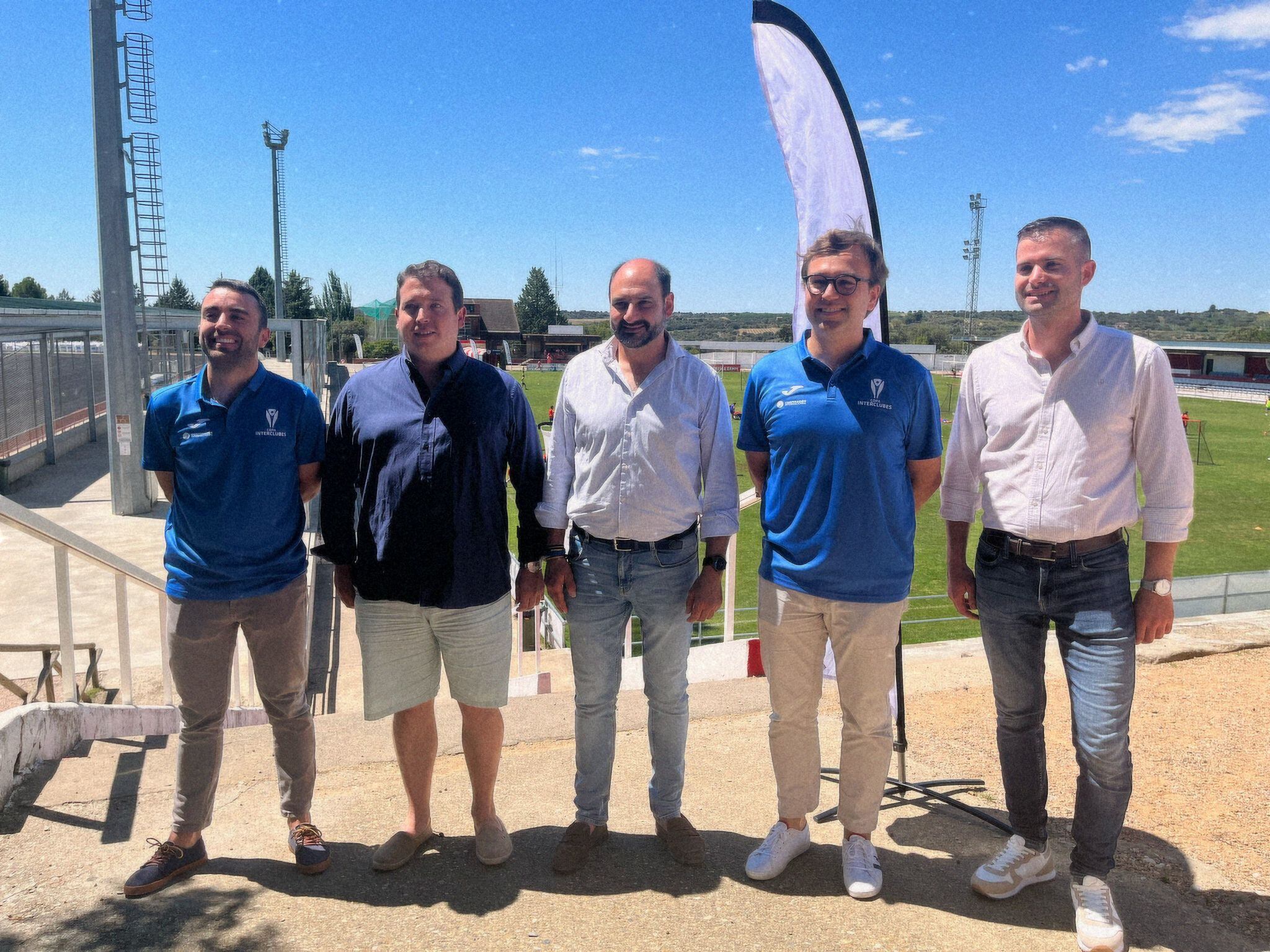 Fernando Torres,  Javier Garcés,  José Vicente Alcántara, Pablo Benavent y Guillermo Revilla en la presentación del torneo