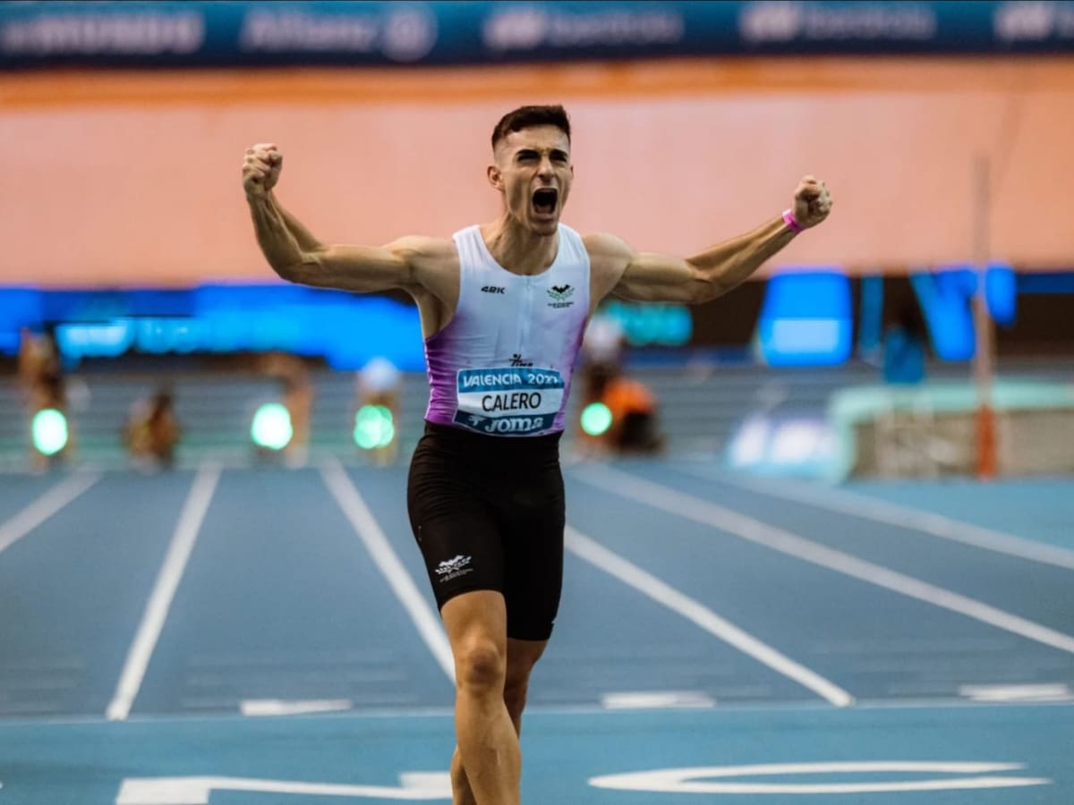 Alberto Calero brilla en el Nacional de pista cubierta y se cuelga la plata