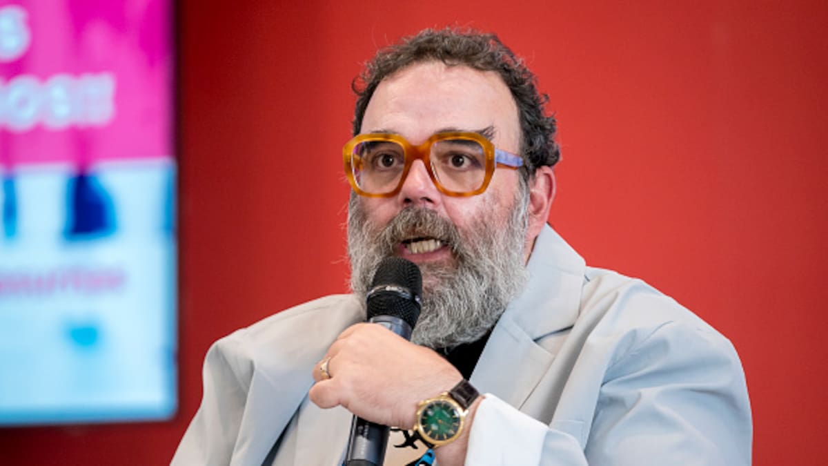 Entrevista a Tomás Pérez-Esaú: Bob Pop aterriza en Lanzarote 'como las Grecas' y con las fieras del libro totalmente desatadas