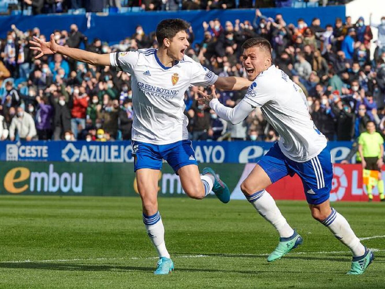 Jaume Grau celebra un gol marcado en La Romareda