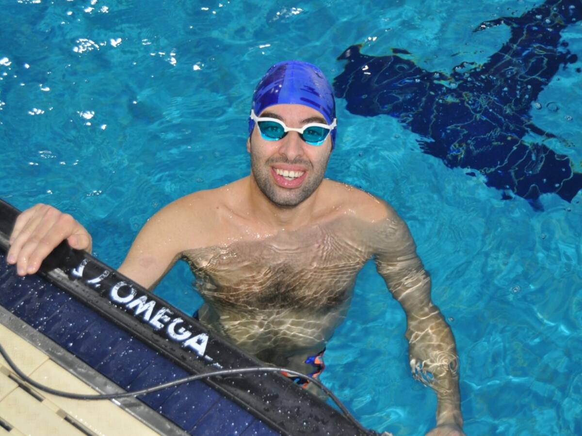 Carlos Tejada cumple su XX aniversario en el deporte de la natación