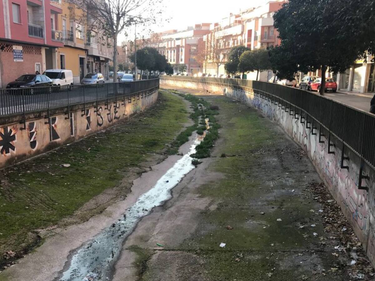 Así están las obras de cubrimiento del canal en Valdepeñas