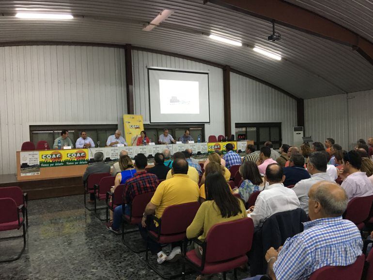 Inauguración del I Encuentro del Sector Ovino en la Cooperativa La Unión de Úbeda