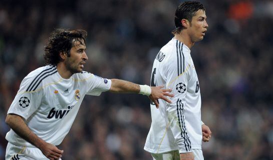 Raúl, junto a Cristiano Ronaldo