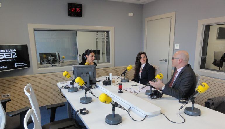 Maitane Valdecantos y Aitzol Asla, organizadores del Congreso