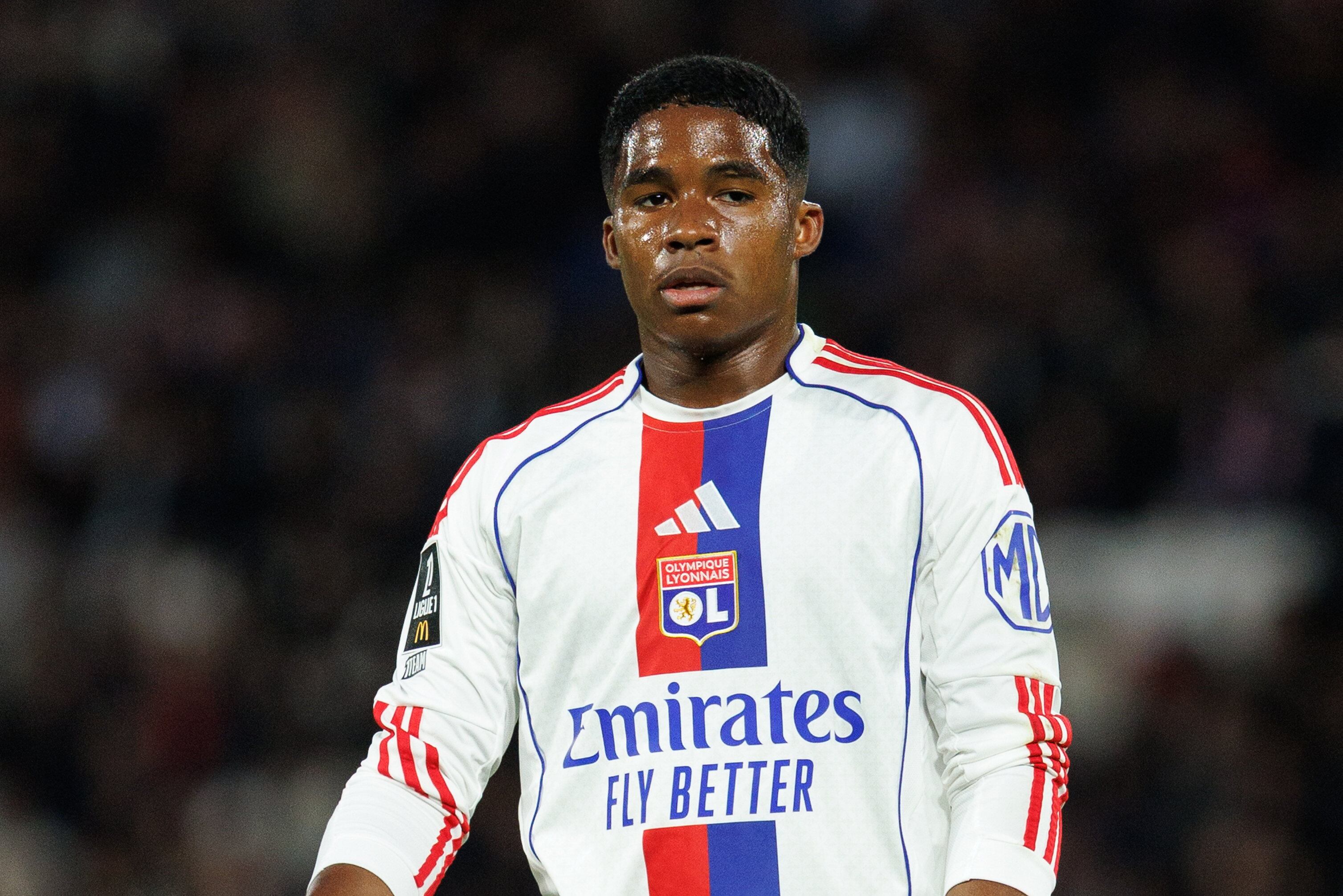 Endrick en el partido de la Ligue 1 entre el Paris Saint-Germain y el Olympique de Lyon